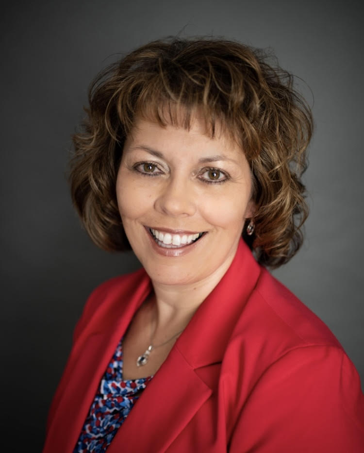 Nicole Clapp